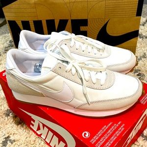 Nike Dbreak Daybreak Running Sneakers
